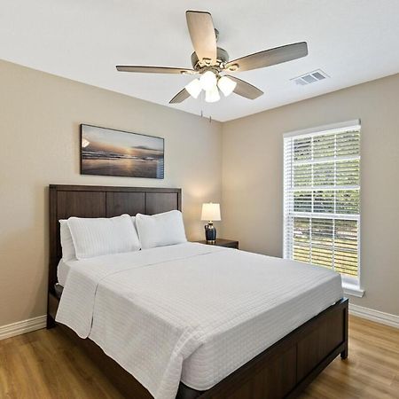 Lulu Living Villa Fort Worth Bagian luar foto