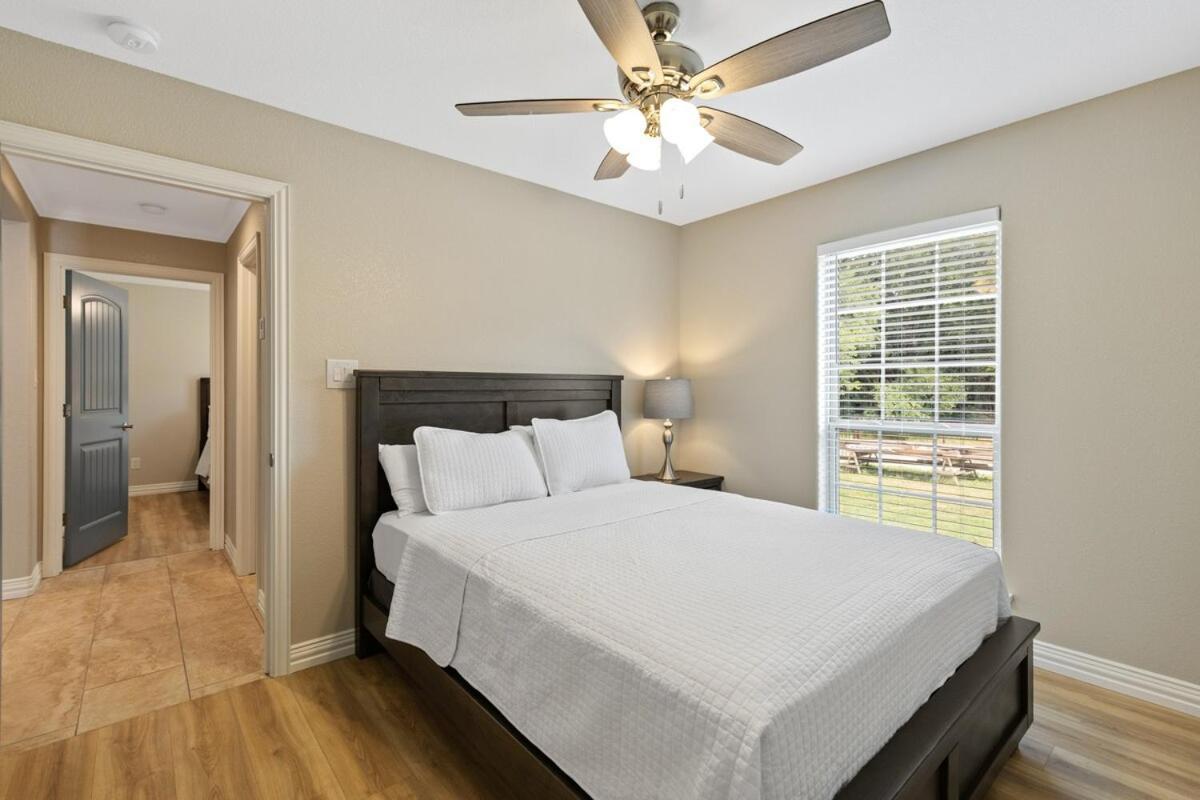 Lulu Living Villa Fort Worth Bagian luar foto